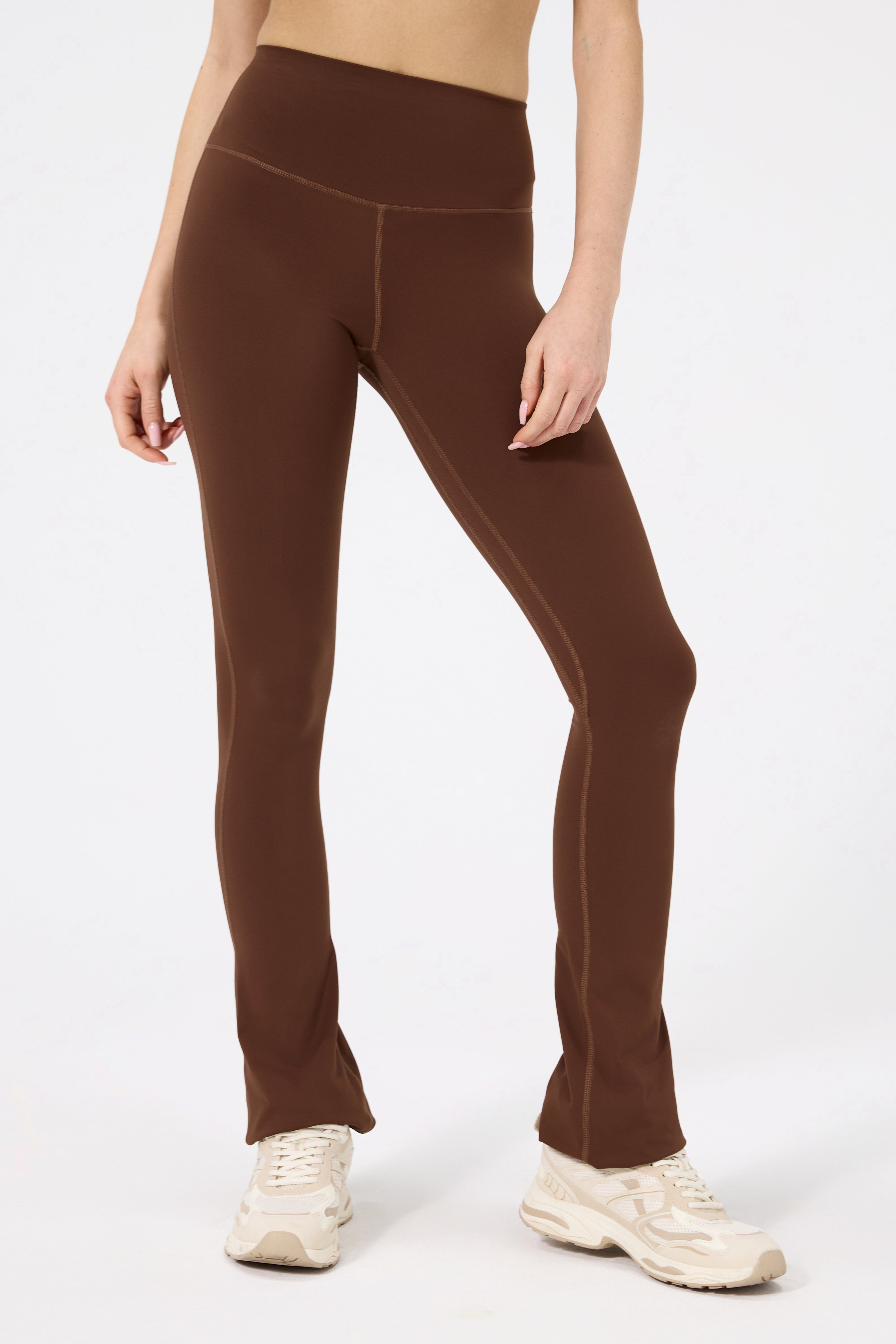 טייץ מתרחב בגזרה גבוהה