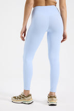 טייץ ארוך בגזרה גבוהה